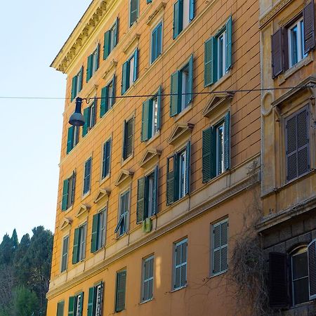 B&B Laurus Colosseo ローマ エクステリア 写真