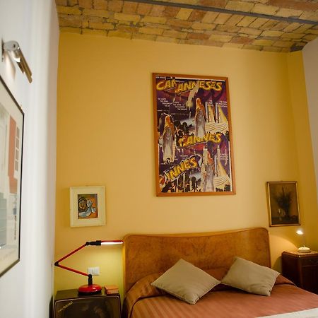 B&B Laurus Colosseo ローマ エクステリア 写真