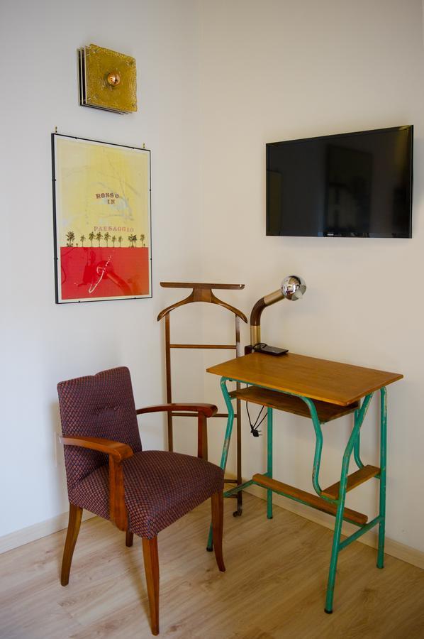 B&B Laurus Colosseo ローマ エクステリア 写真