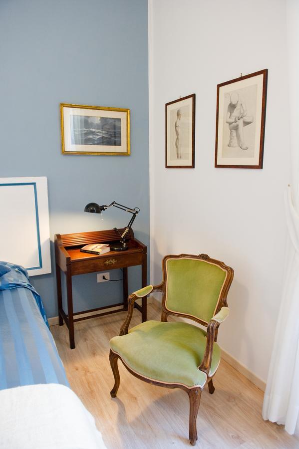B&B Laurus Colosseo ローマ エクステリア 写真